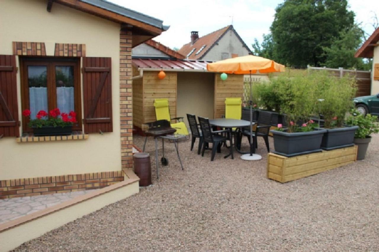 Chez Ma Tante Villa Meneslies Exteriör bild